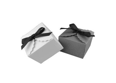 kopen De vierkante Vormdouane drukte Giftvakjes Met een laag bedekt Document Materiële Grootte 6,5 * 6,5 * 4.5cm online vervaardiging