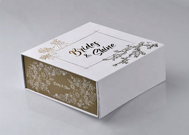 Mooie Douane Gedrukte Grootte 18 X 18 X 7.5cm van Giftdozen met Oppervlakte het Hete Stempelen leverancier