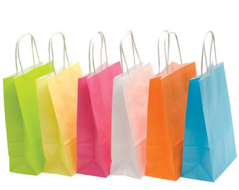 kopen Rekupereerbare Gekleurde Kraftpapier-Document Zakken, de Zakken van het Douane Pakpapier voor Warenhuizen online vervaardiging