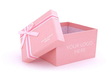 Good price Vierkante Vorm Roze Huidige Doos, Kartonnen Materiaal van Embleem het Verpakkende Dozen online
